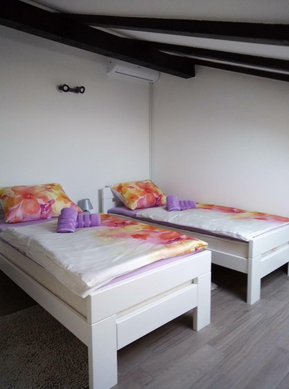 Apartament Rubinic *